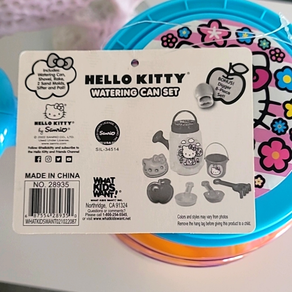⛱️ NWT. Hello Kitty Watering Can Set - Picture 5 of 7